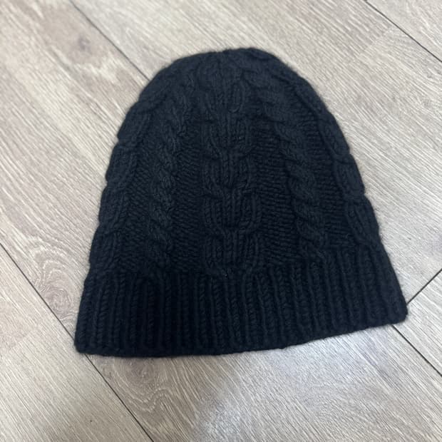 솔로이스트 18FW 비니