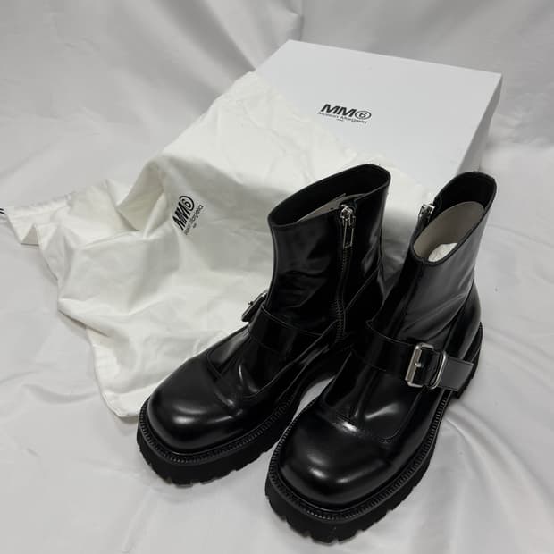  Mm6 메종 마르지엘라 버클 부츠