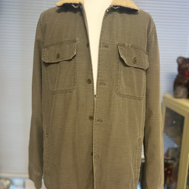 REMI RELIEF 퀼티드  라이닝  사이드 비즈포인트 셔츠