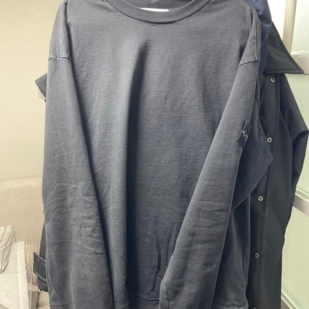 정품/스톤아일랜드 블랙 맨투맨 티셔츠 xxl