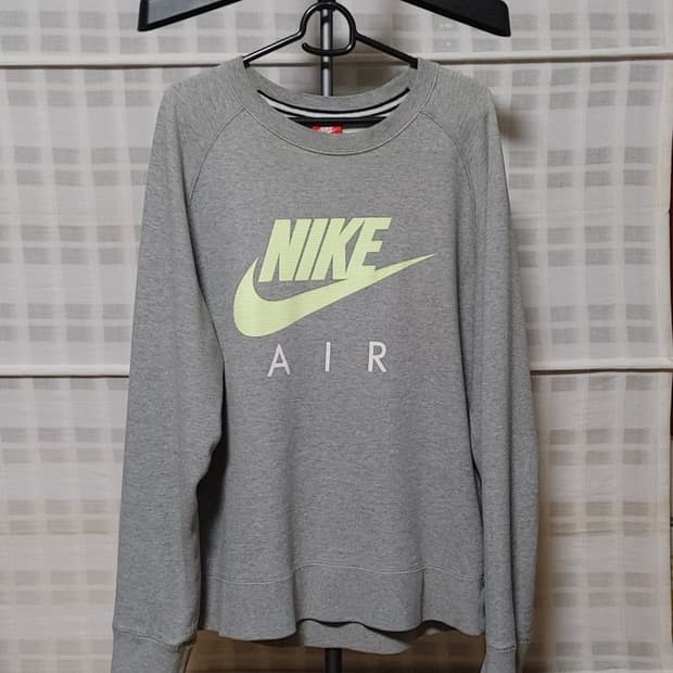 (NIKE) 나이키 그레이 맨투맨 티셔츠 105