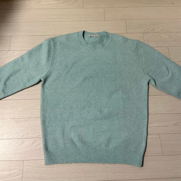 수아레 데일리 라운드 니트