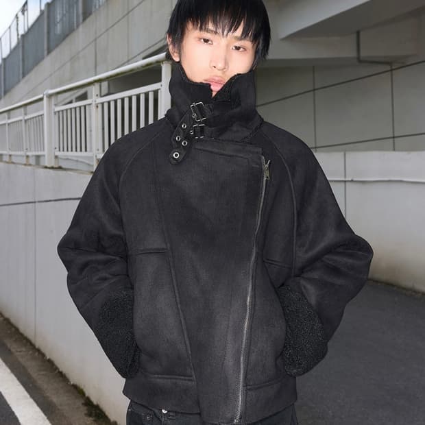 비엑세스 Fleece-Lined Zip Jacket