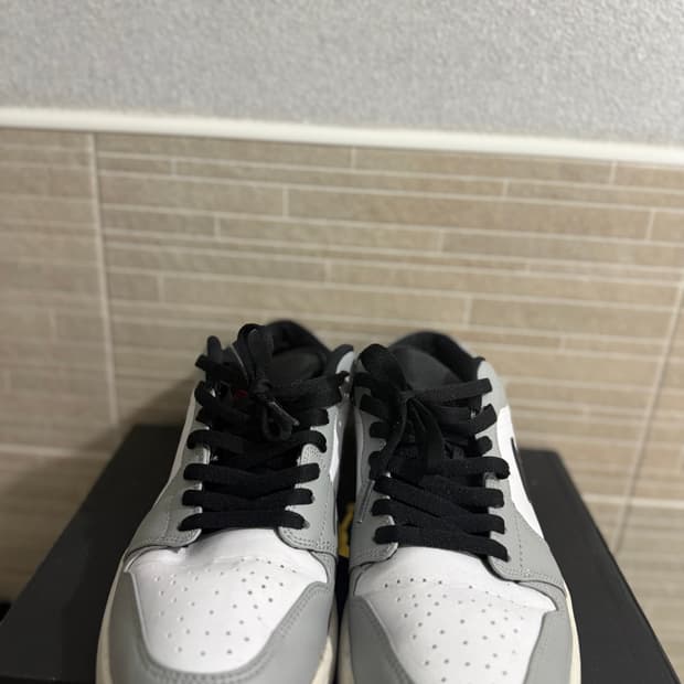 나이키 조던 1 스모크 그레이 280