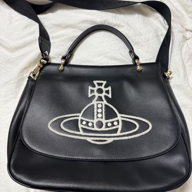 비비안웨스트우드 가방