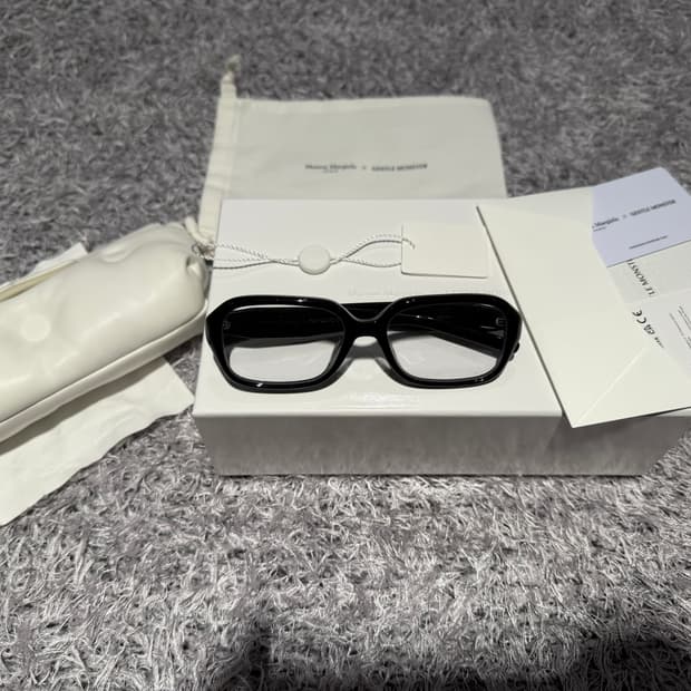 마르지엘라X젠틀몬스터 mm212