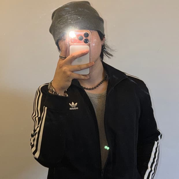 아디다스 유로파 저지