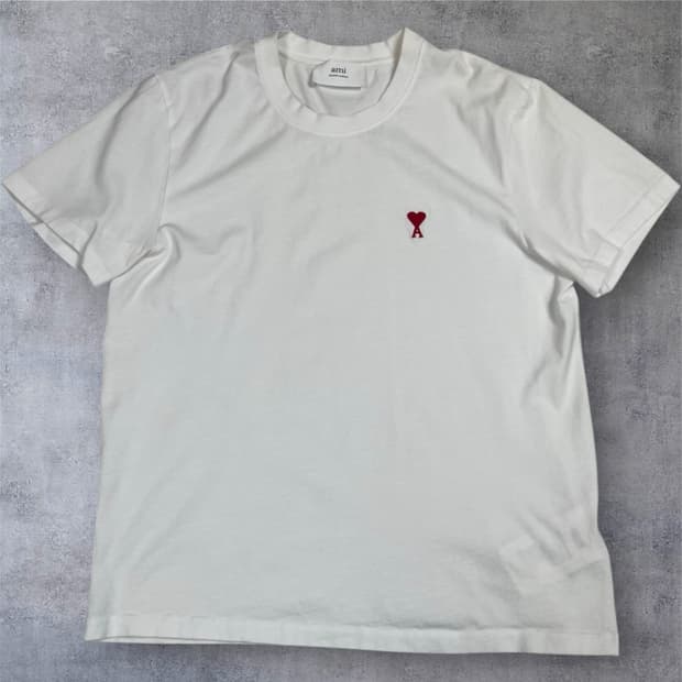 아미 Ami 화이트 스몰 하트 로고 반팔 티셔츠 L
