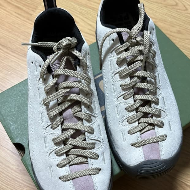 keen 재스퍼 스니커즈 birch fawn