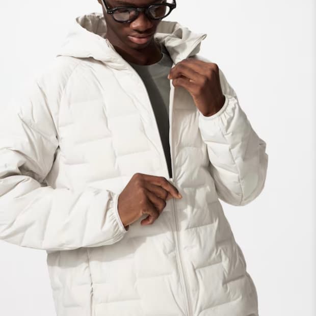 유니클로 경량패딩 S사이즈 