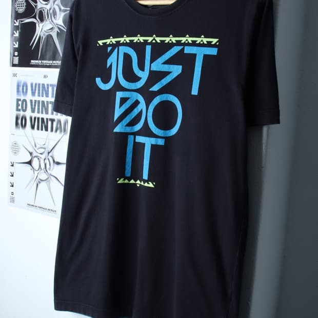 (L-XL) 나이키 반팔 티셔츠 빅프린팅 에이징 올드스쿨-199957