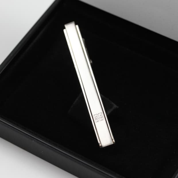 지방시 A-등급 5.2cm 남자 명품 넥타이핀