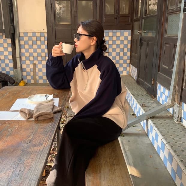 드혀니 플리스 하프 집업 리본빛 더바넷 시엔느