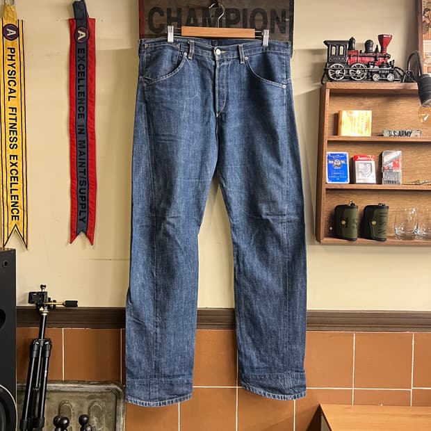 리바이스 엔지니어드진 35x34 Size (38인치)