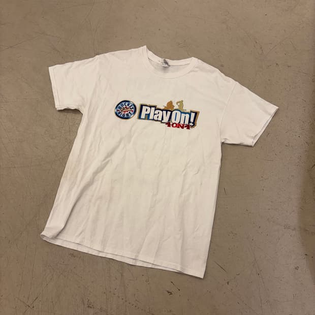 길단 하키 나이트 플레이 온 빅로고 티셔츠