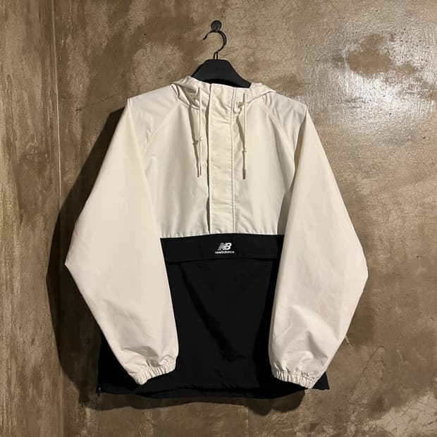뉴발란스 반집업 바람막이