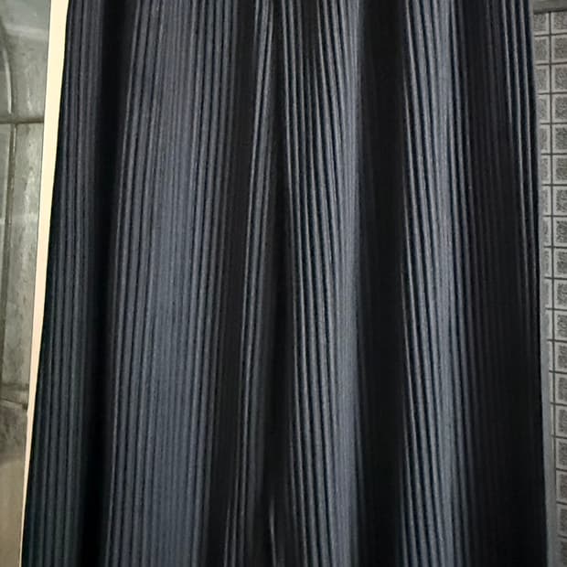 옴므플리세 와이드팬츠 1사이즈