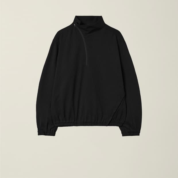 누마레 커브드 하프집업 블랙