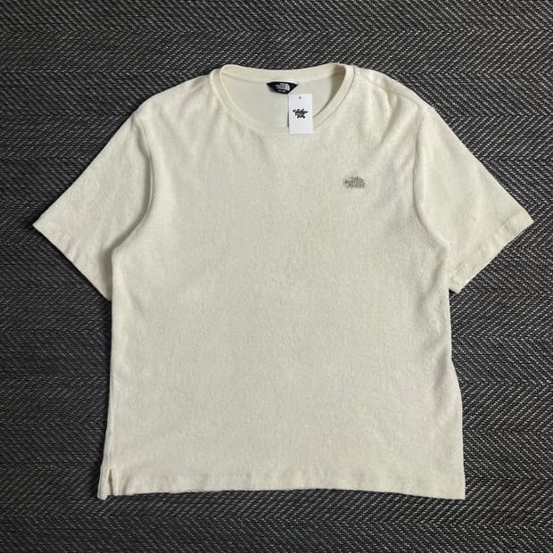 노스페이스 신형 자수로고 부클 반팔 니트o 2903