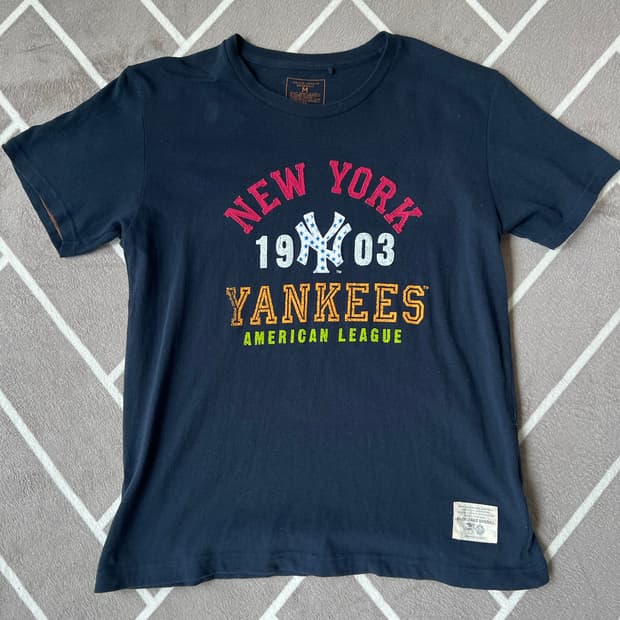 [MLB 공식 라이선스] 빈티지 뉴욕 양키스 그래픽 반팔티 