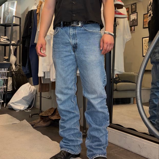 Early 00’s Levi’s 517 USA flare denim
