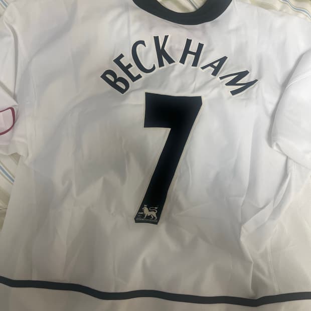 맨체스터 유나이티드 베컴 유니폼 새상품급