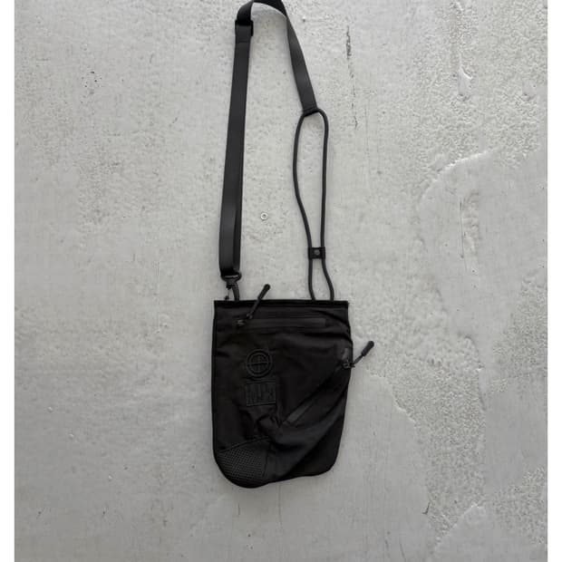 플라스틱 프로덕트 미니 크로스백