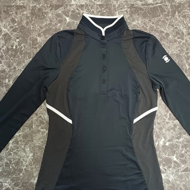 와이드앵글 여성 골프 긴팔 티셔츠 S(새상품)
​