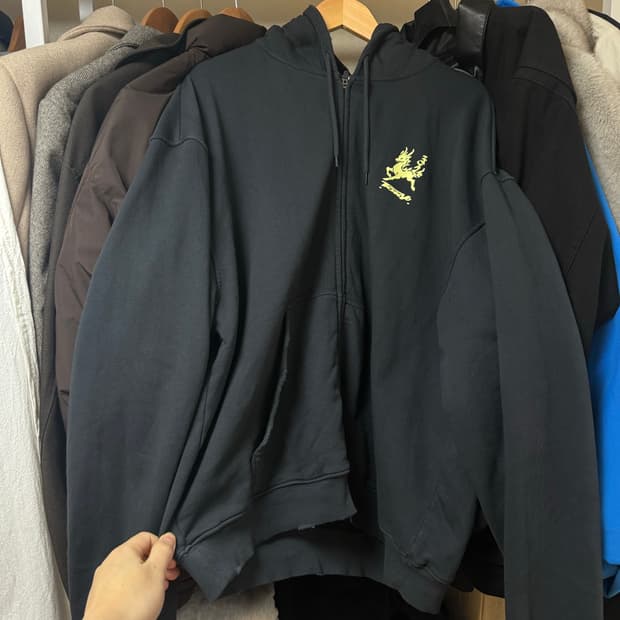 UVU 2026 도쿄 후드집업 XL