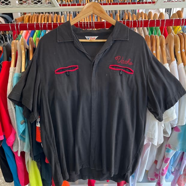 Vintage Japanese vache bowling shirt