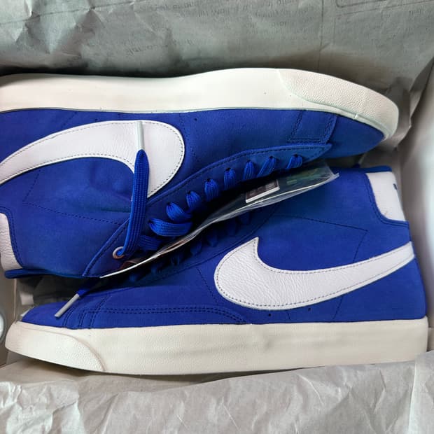 나이키 x 기묘한 이야기 블레이저 미드 인디펜던스 데이 팩 블루