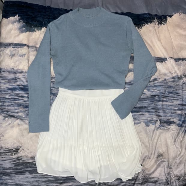 Vintage Skyblue Half-neck Knit