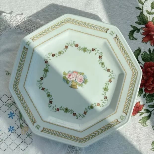 [레어]빌레로이앤보흐 갈로 레오나르도 꽃바구니 샐럿 접시