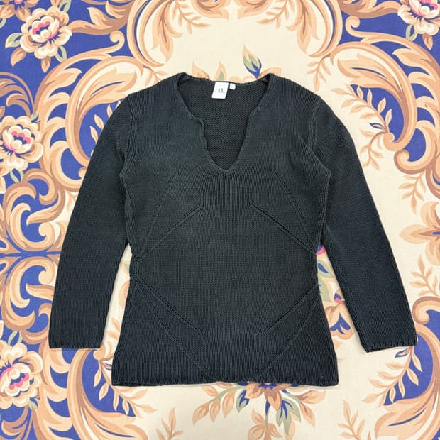 (우먼즈L)아르마이 익스체인지 A/X 브이넥니트(블랙)