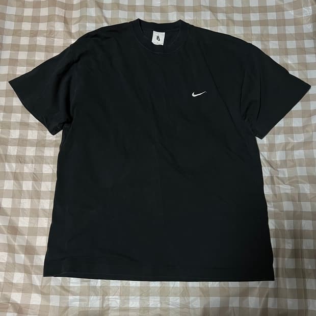 나이키 NRG 솔로 스우시 반팔 블랙 L 반팔티 검정 스우시 NIKE