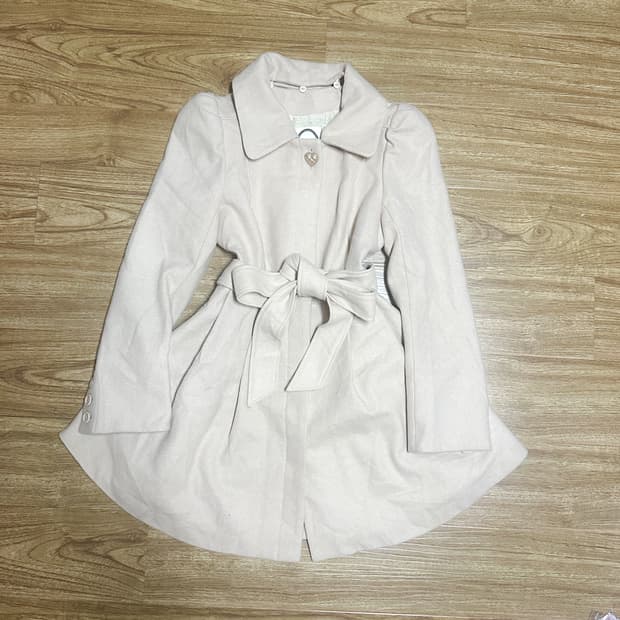 빈티지 리본 벨트 플레어 코트 히메갸루 달천깔 로걀 라떼 히메카지 고딕