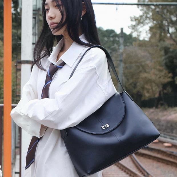 데누 RIGIDE Bag [Black]