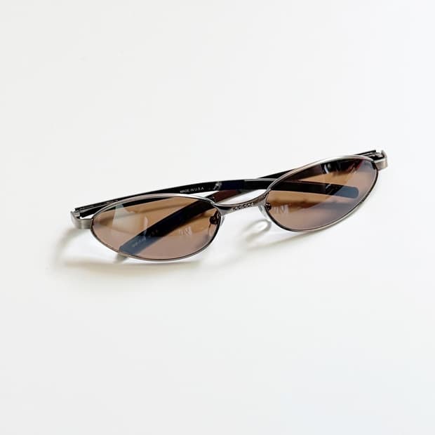 90s 아디다스 건메탈 오벌 프레임 틴트 빈티지 선글라스