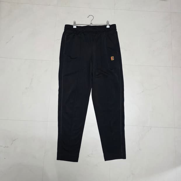 L 나이키 테니스 코트 트랙팬츠 블랙