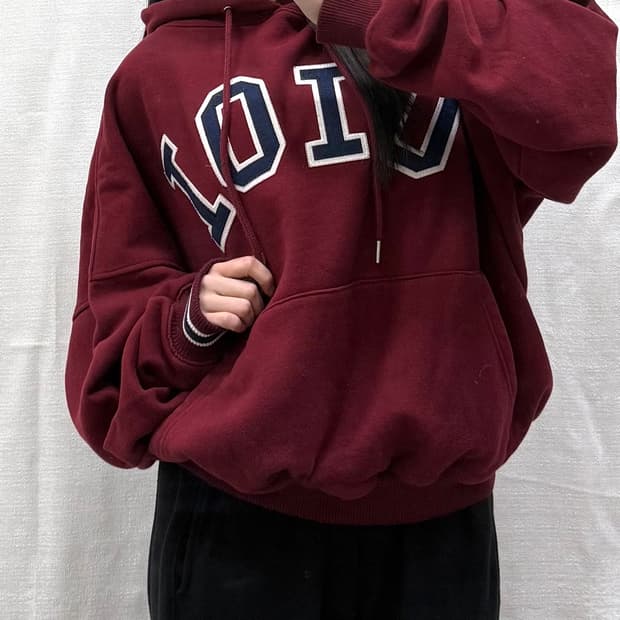 오아이오아이 버건디 아방방 후드티