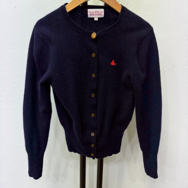 정품) 비비안웨스트우드 자수로고 네이비 가디건 1