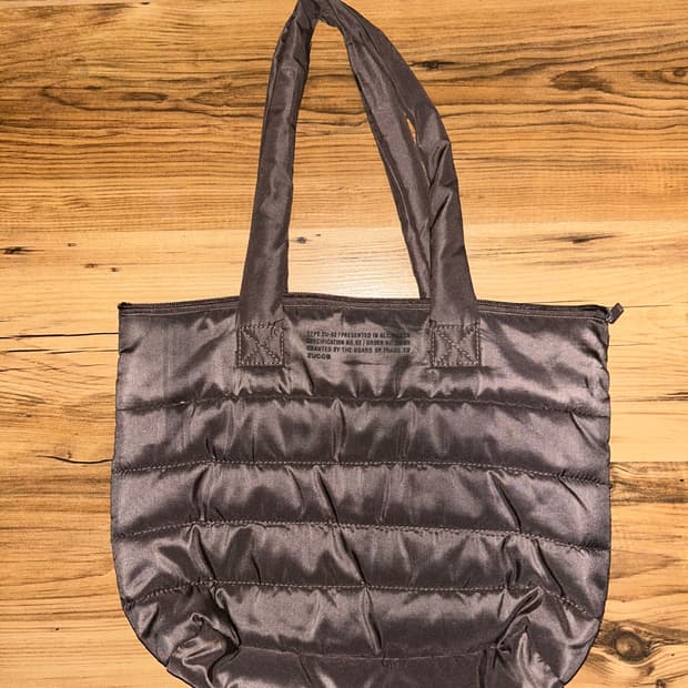 Zucca Padded Tote Bag