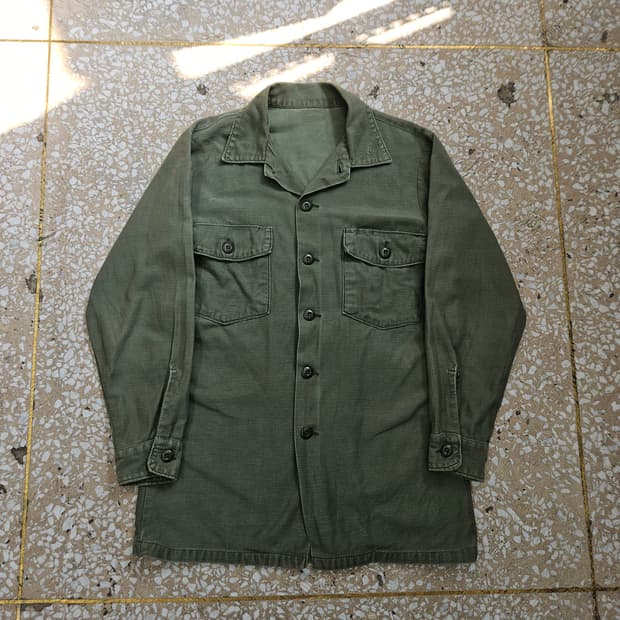 1970's 오리지널 OG107 셔츠 백사틴 15 1/2