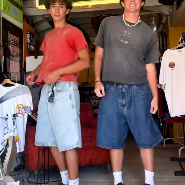 bombshell 데님 반바지 쇼츠 jorts 다크 워시 32