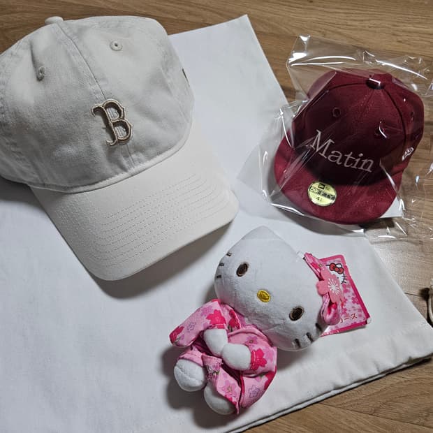 마뗑킴 키링 + MLB 모자 + 키링