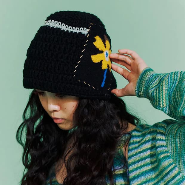 미수아바흐브 비니 FLOWERING BUCKET ALL BLACK