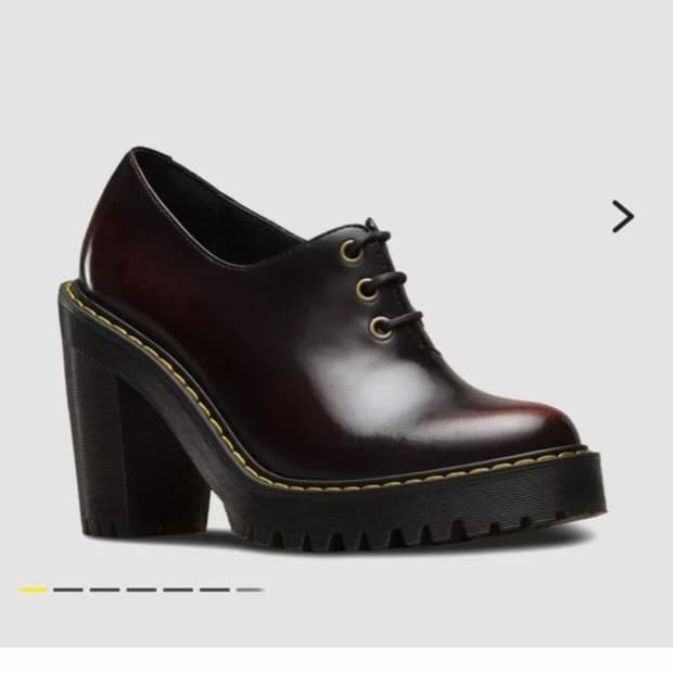 닥터마틴 SALOME 힐부츠 체리레드