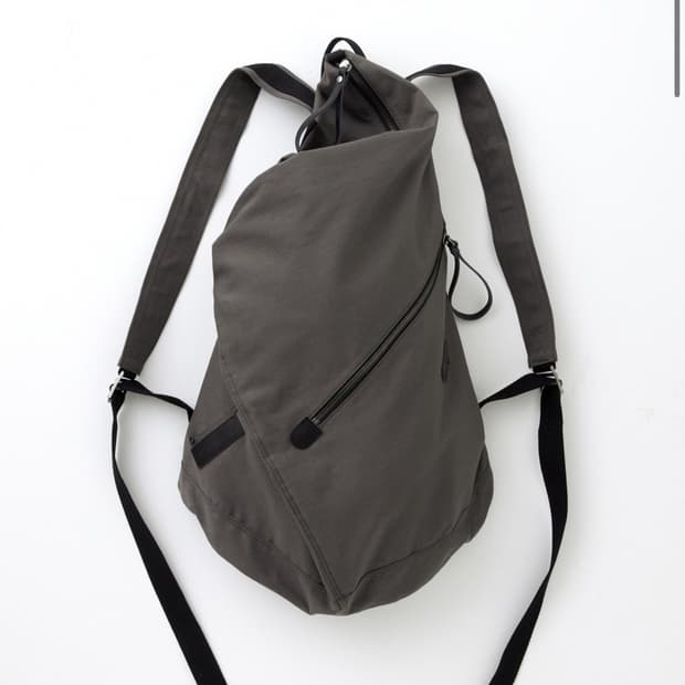 해칭룸 더플 백팩 차콜