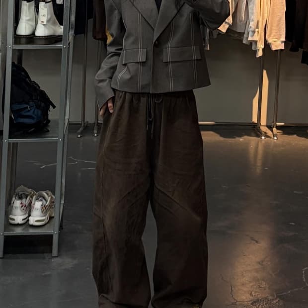 마뗑킴 스티치 크롭 자켓 A2456