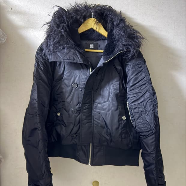 선데이오프클럽 퍼후디드봄버 Fur Hooded Bomber